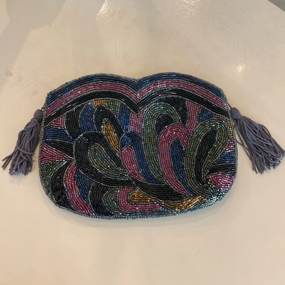 Vintage Beaded Clutch.  Multi‎ cColors on Front, Grey on Back.  Tassels.